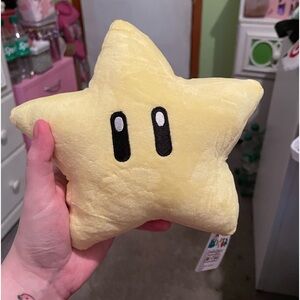 Mario kart star-man plush